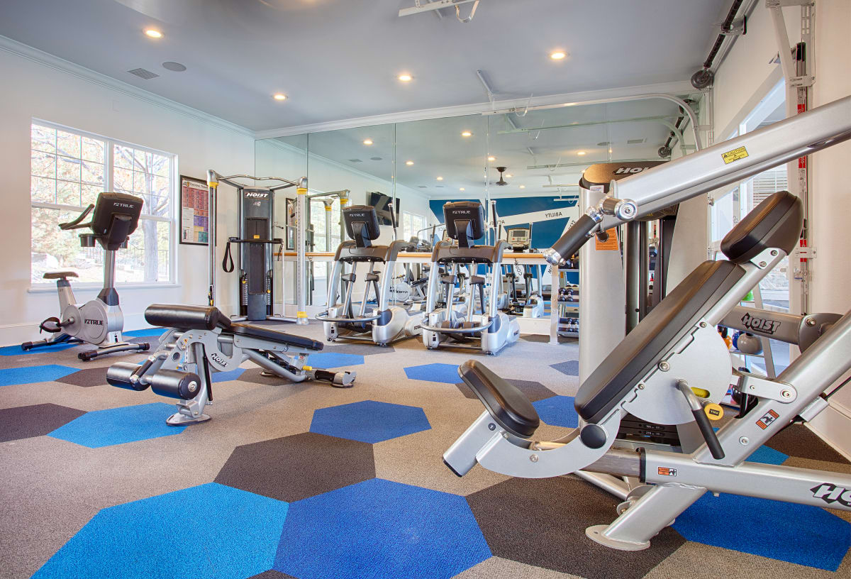 Stone Cliff Aurora Apartments for Rent in Aurora Stonecliff